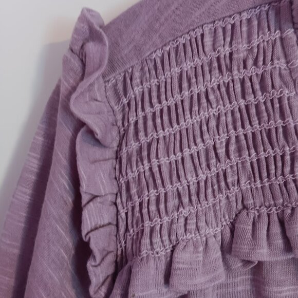Women's  Beacon Apparel Lavender  Smocked Ruffle Knit Top Size M - Picture 4 of 7